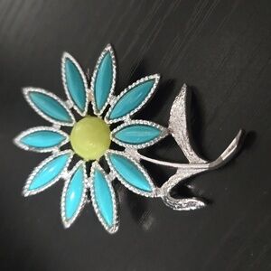 Sarah Coventry Green and blue flower Silvertone